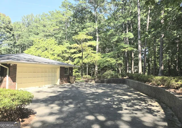 4th image of 65 Cook Ln, Stockbridge, GA 30281 | MLS# 10829097
