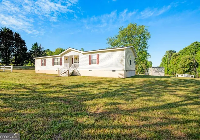 Homes for sale in Oakwood, GA | 4940 Flat Creek Rd, Oakwood, GA 30566 | MLS# 10734829
