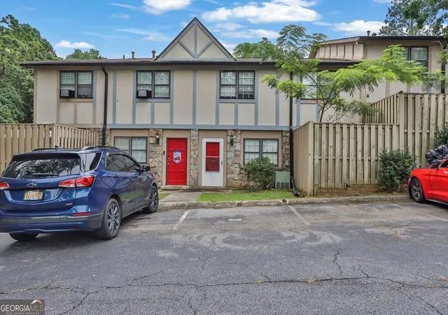 2nd image of 1151 Rankin St, Stone Mountain, GA 30083