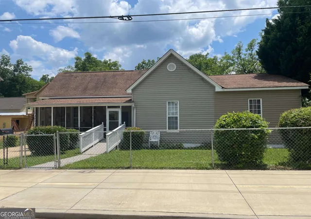 2nd image of 205 Cherry St, Lagrange, GA 30240 | MLS# 10794676