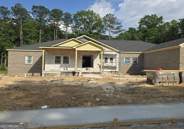 3rd image of 5670 Eternal Dr, Atlanta, GA 30349 | MLS# 10812134