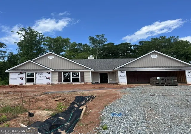 Photo 3 of Sale Pending at 491 Riley Cir Nw, Milledgeville, GA 31061 | MLS# 10772446 | Listing updated on 2026-09-10