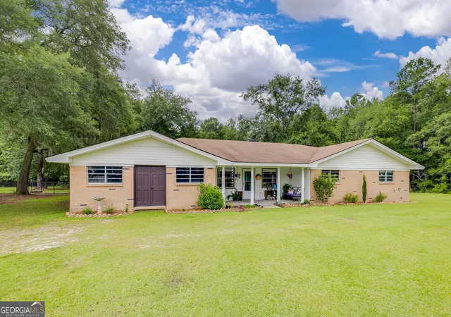 Photo 2 of Single family home for sale at 1325 Pine Barren Rd, Pooler, GA 31322 | MLS# 10769572 | Listing updated on 2026-06-04