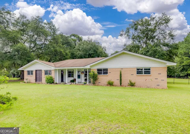 Photo 3 of Single family home for sale at 1325 Pine Barren Rd, Pooler, GA 31322 | MLS# 10769572 | Listing updated on 2026-06-04