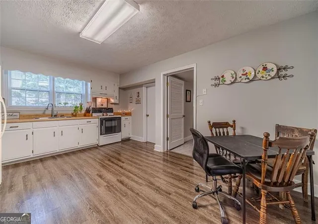 Photo 4 of Multi family home for sale at 284 Covington St, Loganville, GA 30052 | MLS# 10568387 | Listing updated on 2026-10-05
