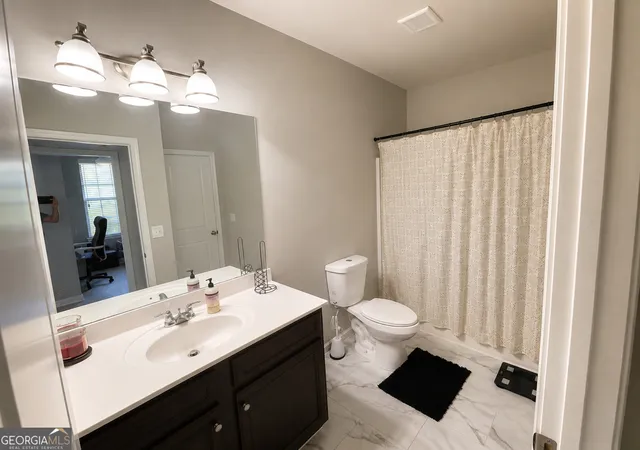 3rd image of 3590 Lynbrook Ln, Loganville, GA 30052 | MLS# 10771930