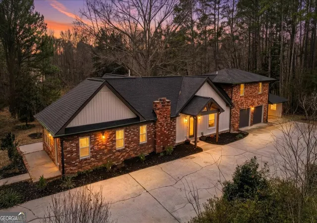 Photo 1 of Single family home for sale at 4911 Lower Jersey Rd, Oxford, GA 30054 | MLS# 10831363 | Listing updated on 2026-09-11