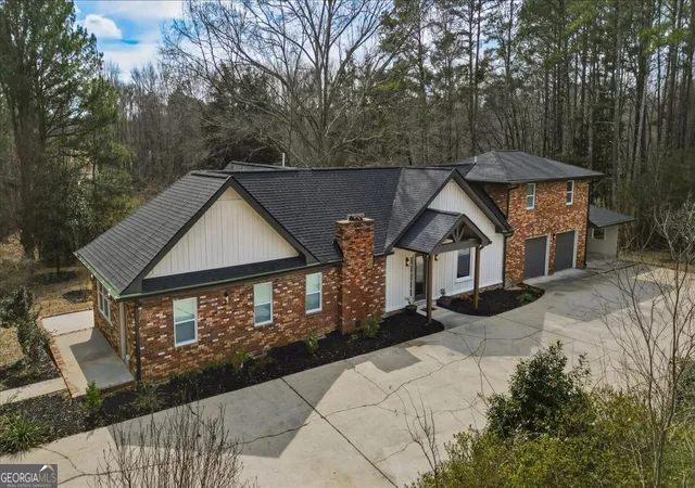 Photo 2 of Single family home for sale at 4911 Lower Jersey Rd, Oxford, GA 30054 | MLS# 10831363 | Listing updated on 2026-09-11