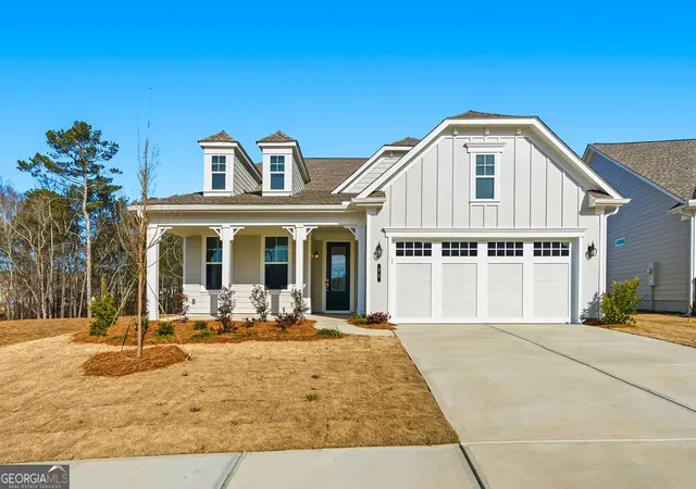 Photo 1 of Sale Pending at 28 Florence Ln, Hoschton, GA 30548 | MLS# 10670361 | Listing updated on 2026-09-03