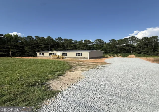 Homes for sale in Elberton, GA | 1052 Jones Ferry Road, Elberton, GA 30635 | MLS# 10766720