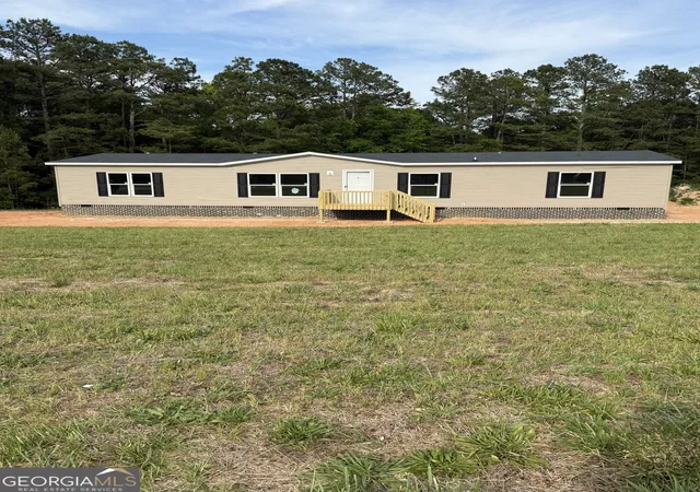 Homes for sale in Elberton, GA | 1052 Jones Ferry Road, Elberton, GA 30635 | MLS# 10766720