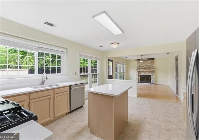 Photo 2 of Single family home for sale at 155 Thatching Ln, Alpharetta, GA 30022 | MLS# 10828560 | Listing updated on 2026-09-16