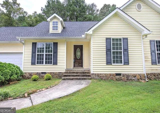 Photo 1 of Single family home for sale at 33 Covered Springs Dr Ne, Rome, GA 30165 | MLS# 10821598 | Listing updated on 2026-09-18