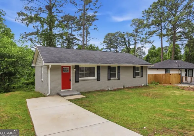 Photo 2 of Sale Pending at 3681 Daisy Dr, Decatur, GA 30032 | MLS# 10830923 | Listing updated on 2026-10-15