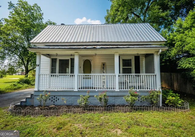 Photo 1 of Single family home for sale at 64 Madison, Commerce, GA 30529 | MLS# 10798589 | Listing updated on 2026-10-28