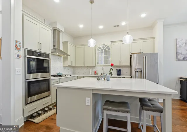 Photo 1 of Townhouse for sale at 923 Katie Kerr Dr, Decatur, GA 30030 | MLS# 10781257 | Listing updated on 2026-09-17