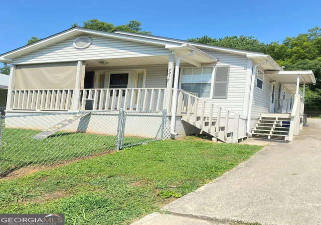 1st image of 721 Mill St Se, Gainesville, GA 30501 | MLS# 10796127