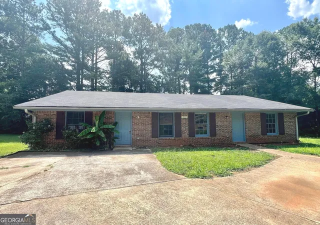 1st image of 1047 Chestnut Oak Ct Ne, Conyers, GA 30012 | MLS# 10790061