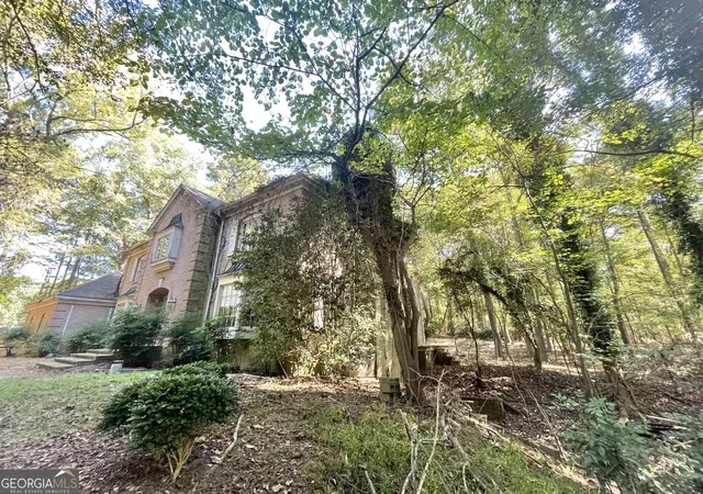 Photo 3 of Sale Pending at 10588 Fitzgerald Rd, Jonesboro, GA 30238 | MLS# 10626088 | Listing updated on 2026-10-01