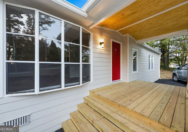 Photo 3 of Manufactured home for sale at 1077 New Hope Rd, Lawrenceville, GA 30045 | MLS# 10834571 | Listing updated on 2026-09-11
