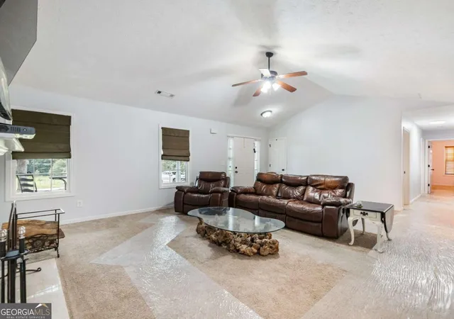 Photo 4 of Single family home for sale at 152 Carl Cedar Hl Rd, Winder, GA 30680 | MLS# 10794415 | Listing updated on 2026-09-23