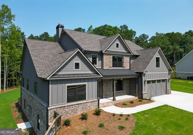 Photo 3 of Single family home for sale at 1425 Willowbend Pl, Monroe, GA 30655 | MLS# 10698121 | Listing updated on 2026-09-16