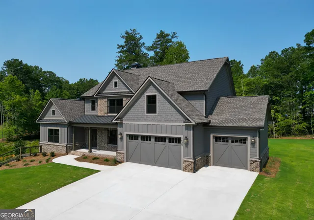 Photo 4 of Single family home for sale at 1425 Willowbend Pl, Monroe, GA 30655 | MLS# 10698121 | Listing updated on 2026-09-29