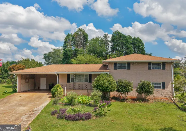 Photo 1 of Single family home for sale at 2026 Pinecrest Dr, Morrow, GA 30260 | MLS# 10808782 | Listing updated on 2026-08-02