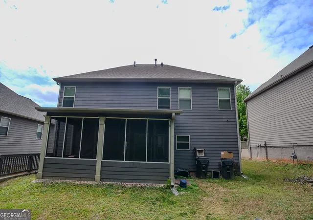 3rd image of 2182 Dodson Woods Dr, Fairburn, GA 30213 | MLS# 10762998