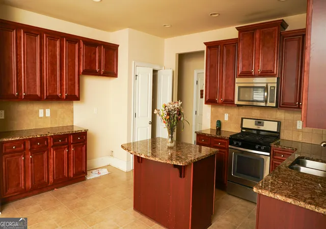 5th image of 2182 Dodson Woods Dr, Fairburn, GA 30213 | MLS# 10762998