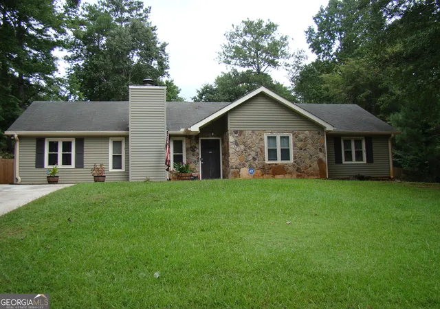 Photo 1 of Single family home for sale at 3173 Pritchards Tr, Douglasville, GA 30135 | MLS# 10822149 | Listing updated on 2026-08-20