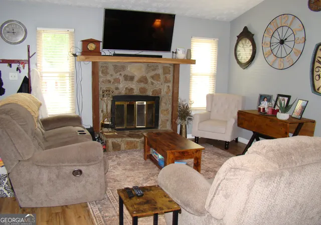Photo 2 of Single family home for sale at 3173 Pritchards Tr, Douglasville, GA 30135 | MLS# 10822149 | Listing updated on 2026-08-20