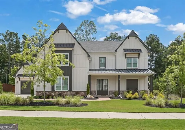 Photo 2 of Single family home for sale at 120 Chateau Pl, Woodstock, GA 30188 | MLS# 10836200 | Listing updated on 2026-09-19