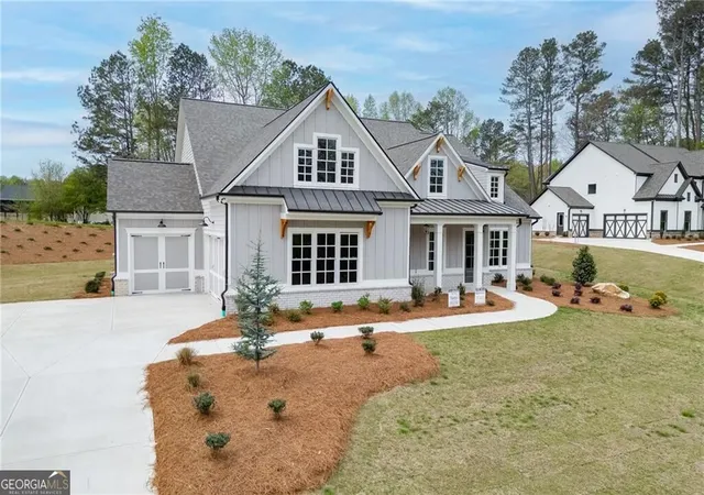 Photo 2 of Single family home for sale at 8155 Heardsville Ct, Cumming, GA 30028 | MLS# 10824861 | Listing updated on 2026-09-03