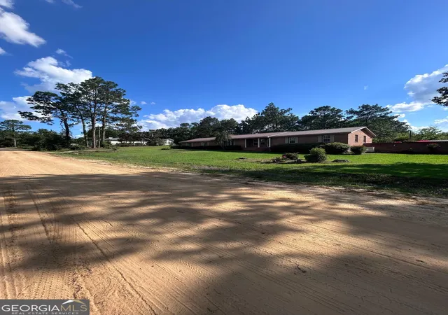 Homes for sale in Swainsboro, GA | 333 Rainbow Ridge Ext, Swainsboro, GA 30401 | MLS# 10785198