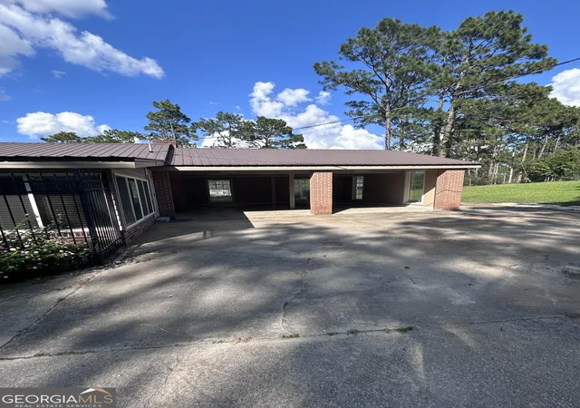 Homes for sale in Swainsboro, GA | 333 Rainbow Ridge Ext, Swainsboro, GA 30401 | MLS# 10785198