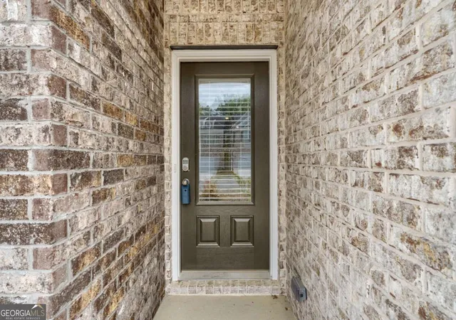 2nd image of 2568 Swan Lake Dr, Grayson, GA 30017 | MLS# 10802008