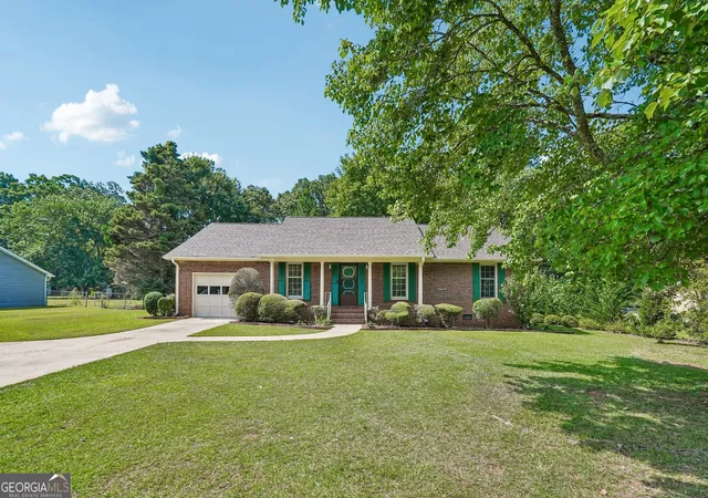 1st image of 255 Helen Ln, Stockbridge, GA 30281 | MLS# 10794920