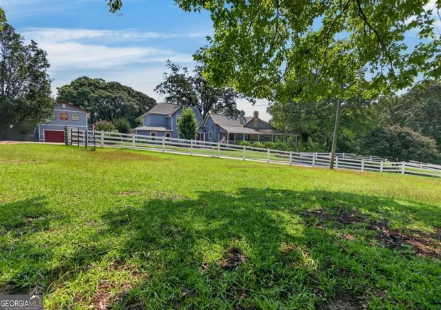 Photo 4 of Single family home for sale at 1111 Bakers Bridge Rd, Douglasville, GA 30134 | MLS# 10818281 | Listing updated on 2026-09-26