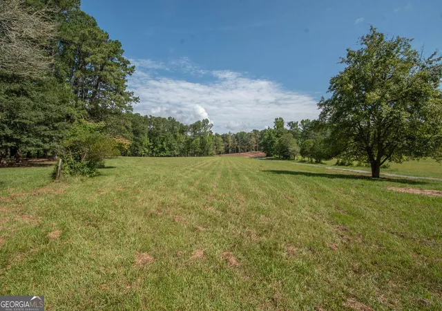 Photo 35 of Single family home for sale at 183 Busbin Rd, Fayetteville, GA 30215 | MLS# 10825187 | Listing updated on 2026-08-27