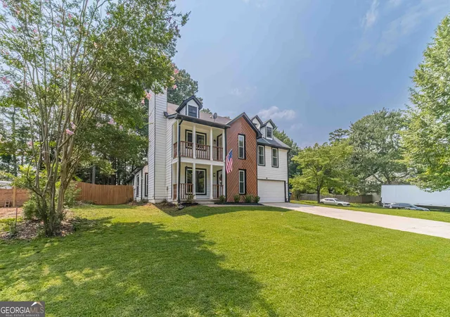 Photo 3 of Sale Pending at 1380 Grayland Hills Dr, Lawrenceville, GA 30046 | MLS# 10815893 | Listing updated on 2026-09-18