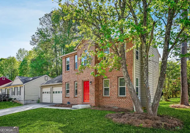 Photo 3 of Single family home for sale at 1370 Ling Dr, Austell, GA 30168 | MLS# 10735003 | Listing updated on 2026-07-24
