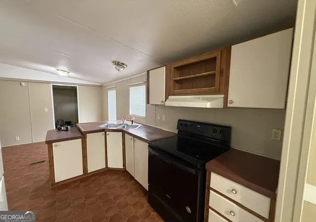 Photo 3 of Manufactured home for sale at 105 Cedar Rd, Ocilla, GA 31774 | MLS# 10738708 | Listing updated on 2026-08-15