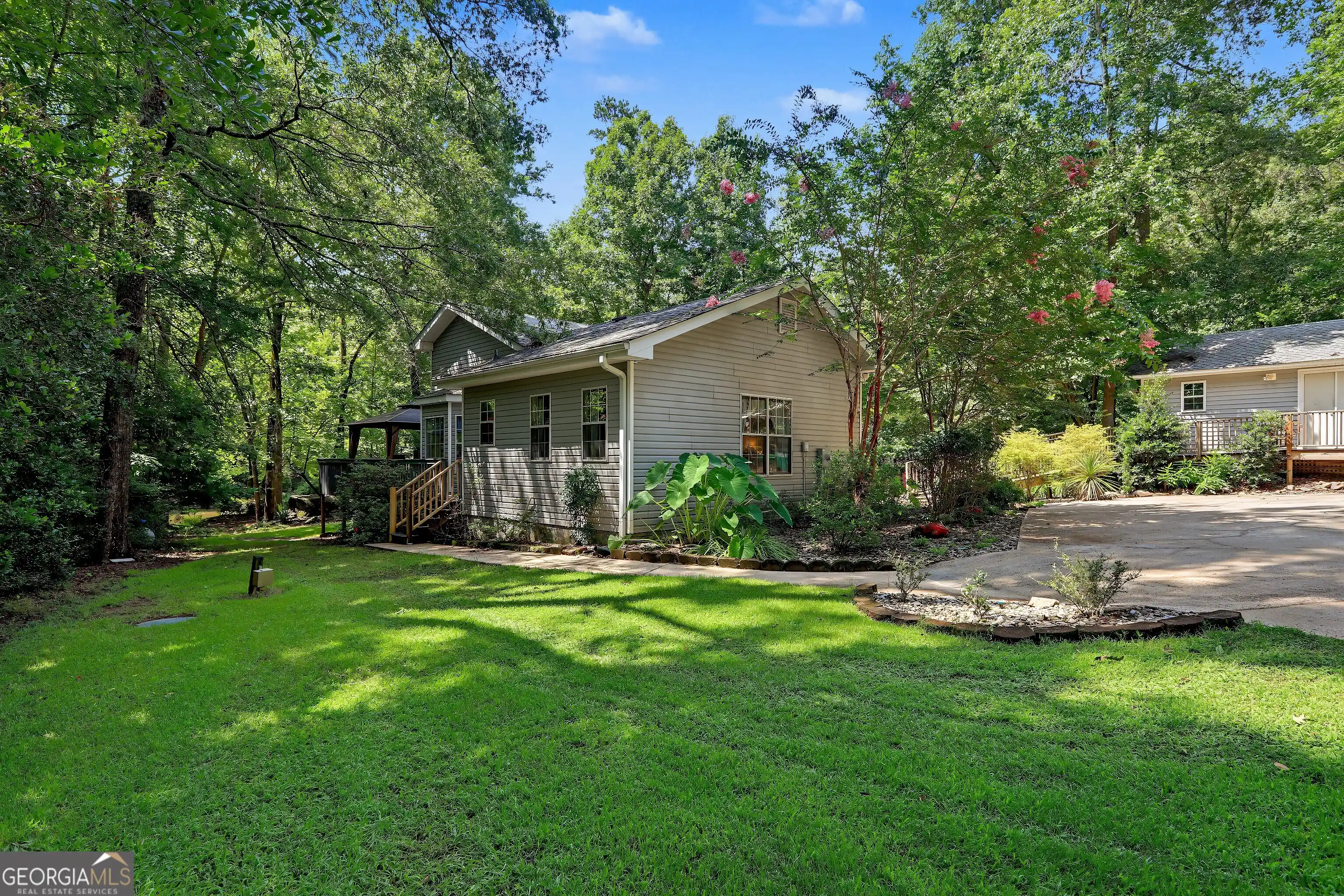 Photo 1 of Single family home for sale at 216 Fawnfield Ct, Buckhead, GA 30625 | MLS# 10806435 | Listing updated on 2026-10-22