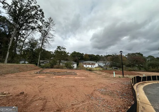 2nd image of 2080 Tilson Rd, Decatur, GA 30032 | MLS# 10799432
