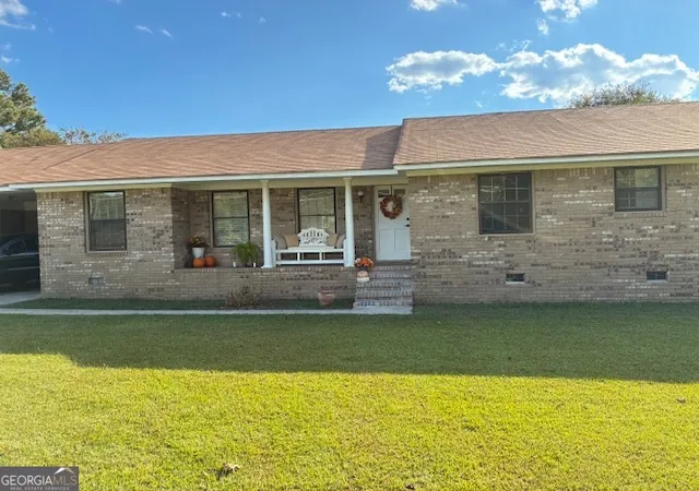 Photo 2 of Sale Pending at 114 Maddox Rd, Griffin, GA 30224 | MLS# 10612973 | Listing updated on 2025-12-10