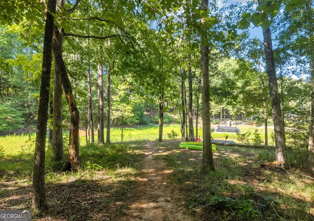 Photo 3 of Manufactured home for sale at 121 Lake View Ct, Lavonia, GA 30553 | MLS# 10832649 | Listing updated on 2026-09-16