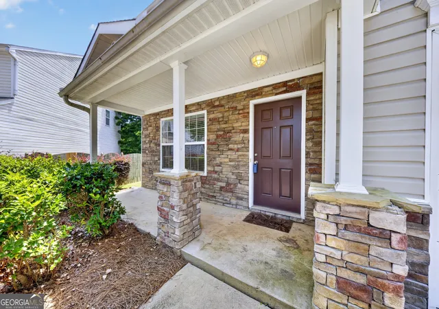 Photo 3 of Single family home for sale at 3075 Whittier Way, Cumming, GA 30040 | MLS# 10756956 | Listing updated on 2026-07-08