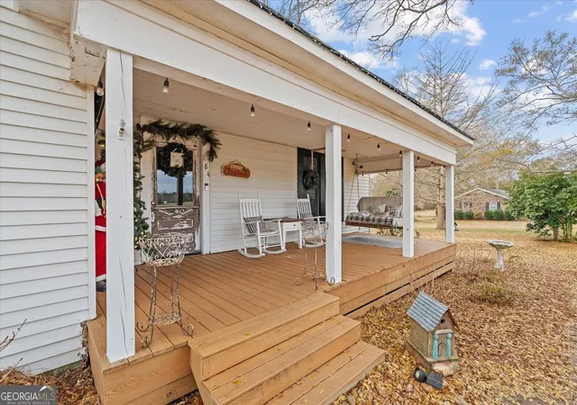 Photo 4 of Sale Pending at 184 Garrett Cir, Carrollton, GA 30117 | MLS# 10661169 | Listing updated on 2025-12-29
