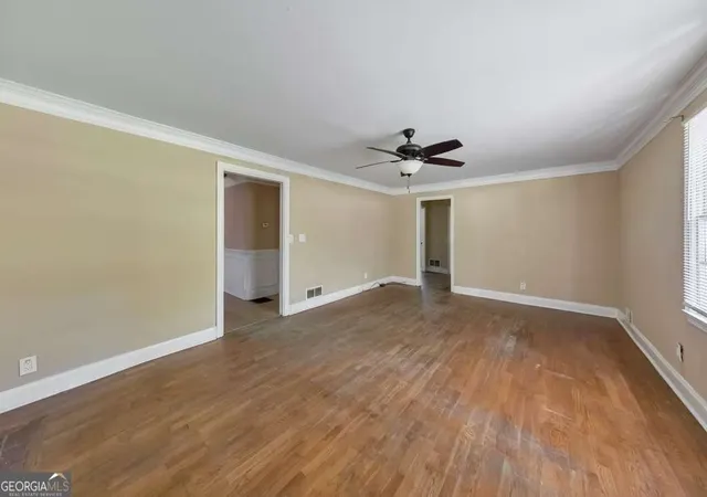 Photo 3 of Sale Pending at 4259 Worth St Nw, Acworth, GA 30101 | MLS# 10824049 | Listing updated on 2026-09-15